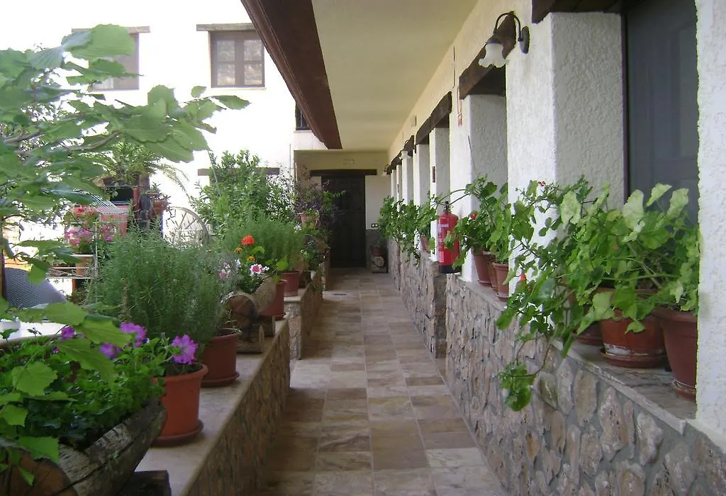 Apartamentos Rurales La Muralla II-1